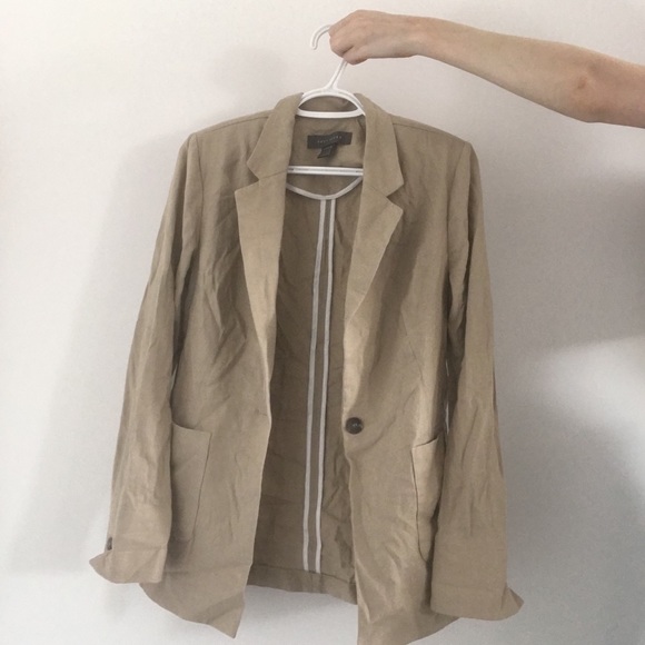 Beige/ tan linen blazer - Picture 3 of 6